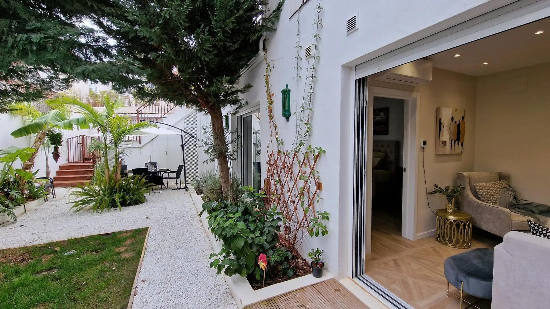 Sun & Palms - Luxurious 2 Bedroom Apartment With A Great Pool Area Mijas Spain