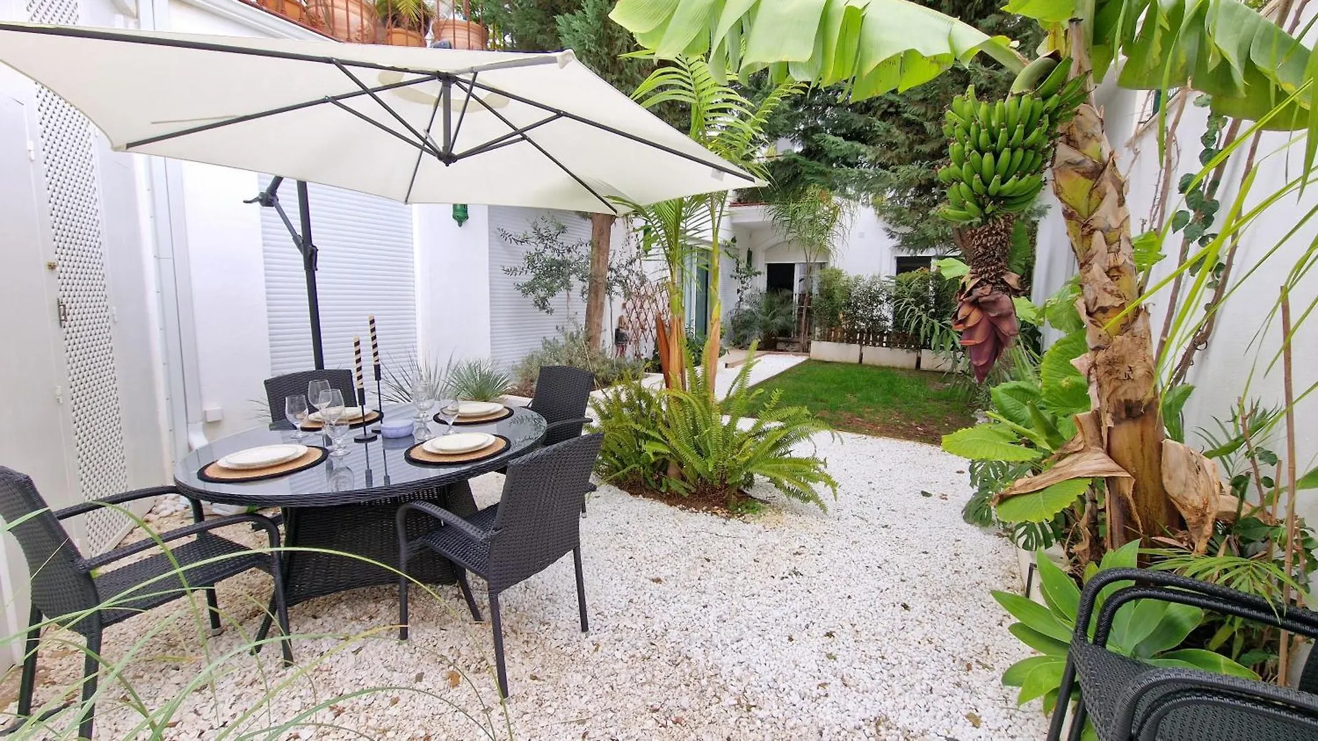 Sun & Palms - Luxurious 2 Bedroom Apartment With A Great Pool Area Mijas 0*,  Spain